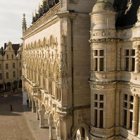 Appartements Du Beffroi Arras Exteriör bild